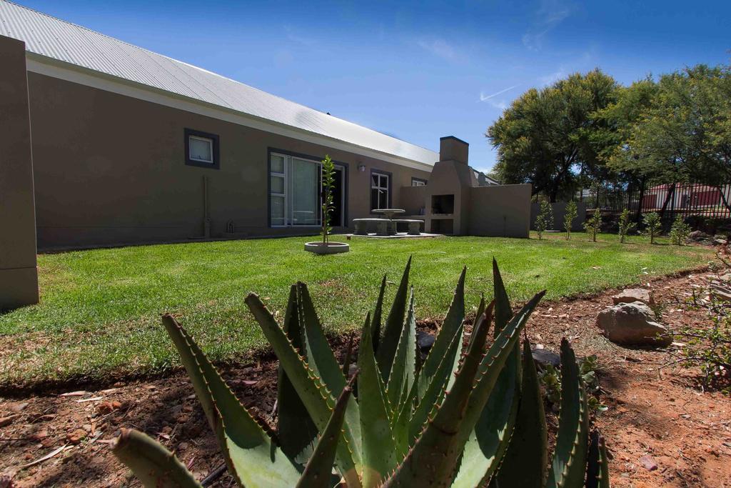 El Dorado 65 Luxury Self Catering Villa Oudtshoorn Cameră foto