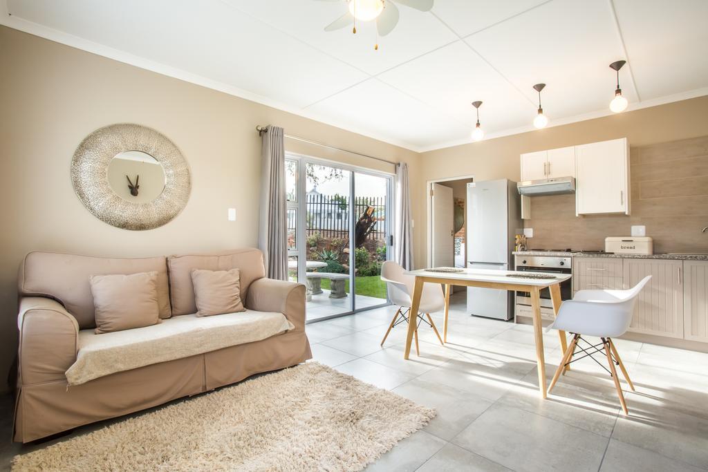 El Dorado 65 Luxury Self Catering Villa Oudtshoorn Exterior foto